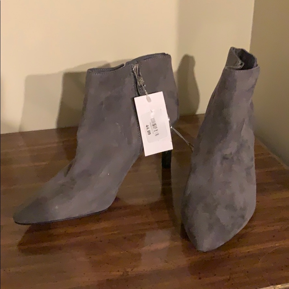 Libby and Sam Boot